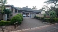 Forest Hills Lodge Modern Room - B&B Louis Trichardt
