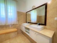 Camera Doppia con Letti Singoli con Bagno Privato