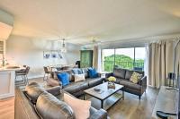 Ormond Beach Condo with Balcony and Pool Access! - B&B