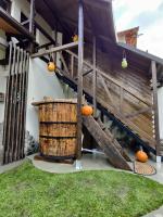 Colfly Studios - B&B