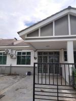 Alma Homestay - Bed and Breakfast