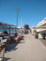 Les Sablettes, Appartement atypique les pieds presque dans l'eau - B&B La Seyne-sur-Mer