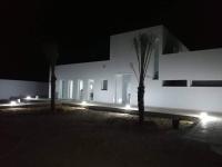 Villa Salem Maison d'architecte toute équipée & piscine - Chambres d’hôtes Arkou