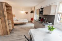 Deluxe Doppel-/Zweibettzimmer mit Balkon