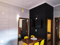 Pousada Paraíso Central - Casinha - B&B Rodeio