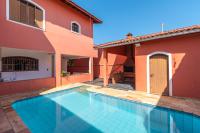 Itanhaém Casa ampla com piscina e churrasqueira a 300m da praia - B&B
