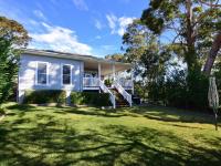 Sea Breeze - walking distance to Orion Beach - Chambres d’hôtes