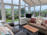 B&B Bow Street - 4 bedroom bungalow in peaceful countryside with log burner - Talar Deg, Capel Madog - Bed and Breakfast Bow Street