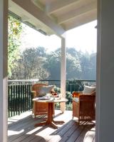 Apartment with Lake View