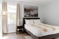 The Longmont Luxury Condo in the heart of providence - Chambres d'hôtes Providence