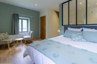 Family Room with Shower