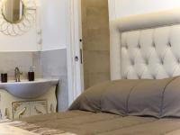 Suite con Sauna Privata e Vasca Idromassaggio