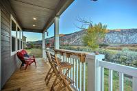 B&B Gypsum - Magnificent Gypsum Retreat on the Colorado River! - Bed and Breakfast Gypsum