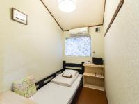 Single Room with Shared Bathroom