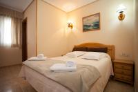 Hospedaje Los Rosales - B&B Madrid