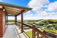 Red Door - Enjoy Exclusive Front Row Sunsets from the Balcony & Walks to the Surf in Gnarabup - B&B Gnarabup