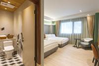 Classic Quadruple Room
