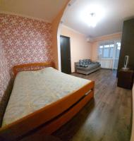 Frantsuzky Bulvar 22А, клиника Филатова - B&B