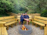 Farmhouse with Log Fire & On-Site Dog Field - B&B Bryn-crug