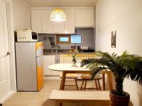 Hongdae Min House 2 - Bed and Breakfast Seoel