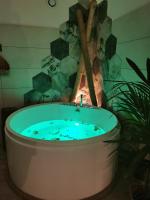 Kamer met Queensize Bed en Bubbelbad