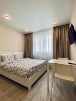 Видові апартаменти MYFREEDOM ЖК Лебединий, метро Харківська - B&B Kyiv