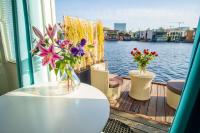 B&B Amsterdam - The New Lake Boathouse - Bed and Breakfast Amsterdam