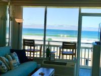 Beach Daze - Ocean front at Symphony Beach Club! - B&B