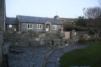 Hendre Fechan Cottage, Nr Barmouth, Pets welcome, beautiful views. - B&B Llanddwywe