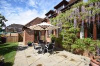 Wisteria Way, Tangmere - B&B