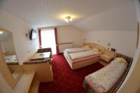 Familienzimmer mit Balkon