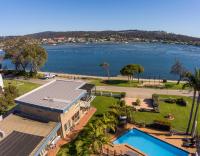 B&B Merimbula - Lakeside Holiday Apartments Merimbula - Bed and Breakfast Merimbula