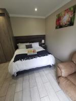 Up21 Guest House - Ferienwohnung Boksburg