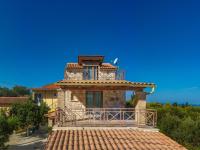 Fioro Stone House - B&B