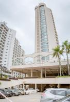 J Beach Suites At Rainbow Paradise - B&B