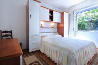 One-Bedroom Apartment with Terrace (2-4 Adults)