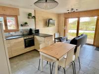 Gîte avec terrasse et belle vue - ChaletNelda com - B&B Lamoura