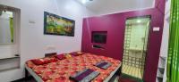 Adarsh Niwas - Bed and Breakfast Mālvan