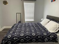 Cheerful 3-bedrooms with free parking on premises - B&B Tallahassee