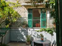 Historical Center with Garden "The Beach and The Cliff" 4 - Ferienwohnung