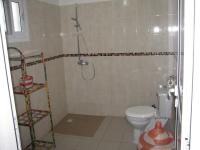 Chambre Triple avec Salle de Bains Privative