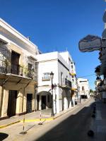 GATU Casa del Arco ,centro histórizo y zona de ocio, Gran terraza -Mayores de 21 años y familias " - B&B El Puerto de Santa María