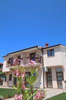 Solaria Apartments Porec - Bed and Breakfast