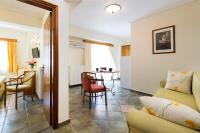Suite con 1 Camera da Letto e Vista Mare e Giardino