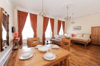 Deluxe Familiensuite (4 Erwachsene + 2 Kinder)