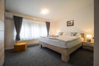 Deluxe Double Room with Shower