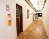 KOMODO ALOJAMIENTO- hostal autoservicio, ubicado cerca al centro histórico - baño privado, wifi , cama 2x2 y agua caliente y cocina compartida - B&B