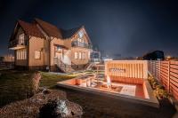 Roots Villa Sequoia - B&B Braşov