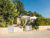 Holiday House Ana & Marina with private Pool and garden - B&B Buići