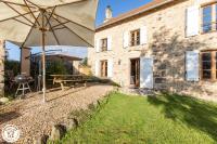 Aux 2 Puys - Gîte "Le Lemptégy" - Ferienwohnung